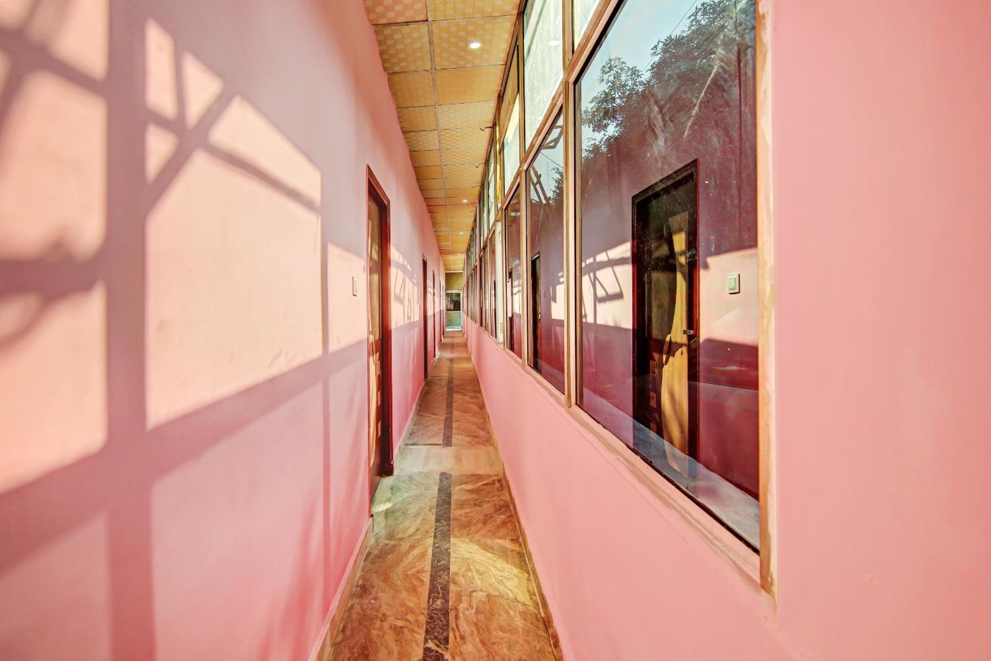 Hotel O Gg Farms Meerut Εξωτερικό φωτογραφία